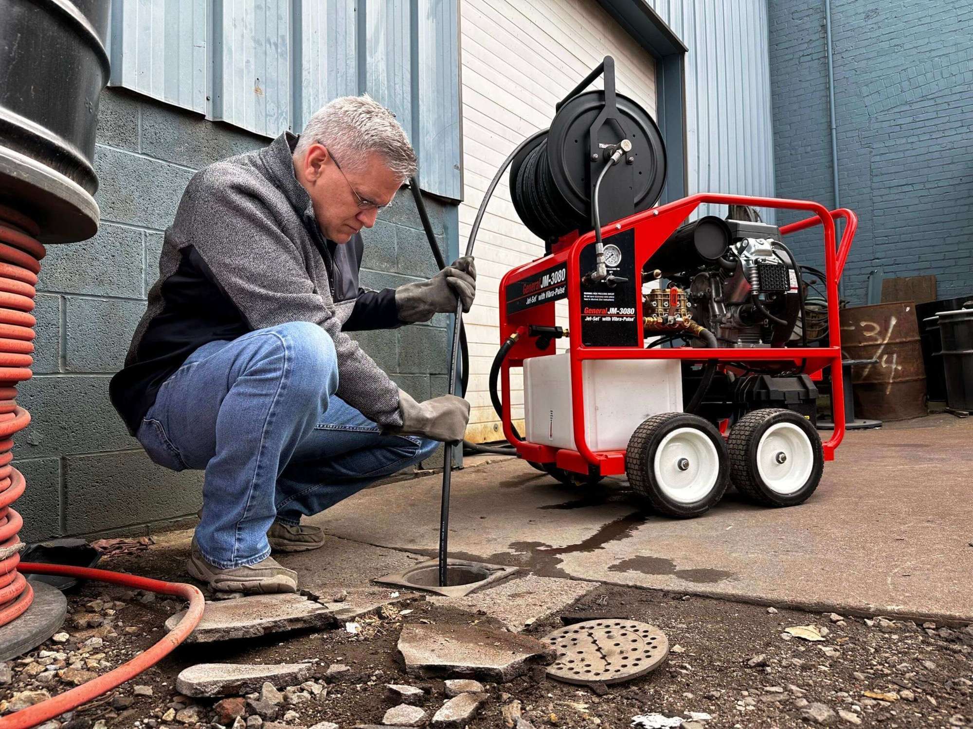 Commercial grade hydro jetting equipment with high-pressure water system