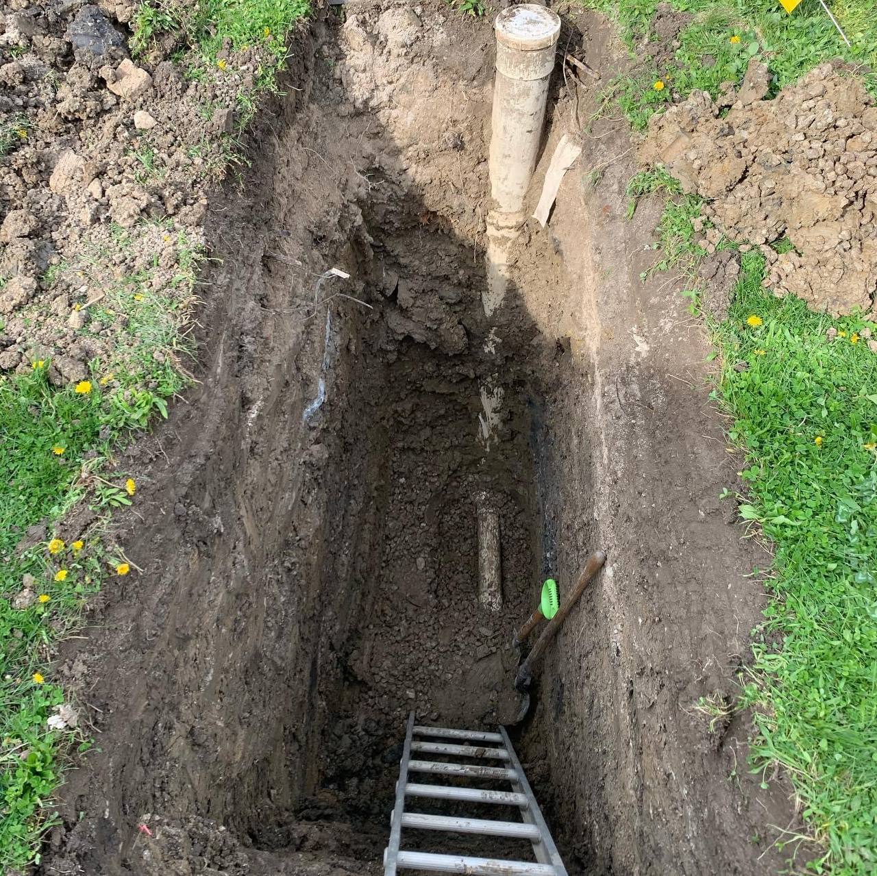 Advanced sewer line locating system for minimal invasive repair access